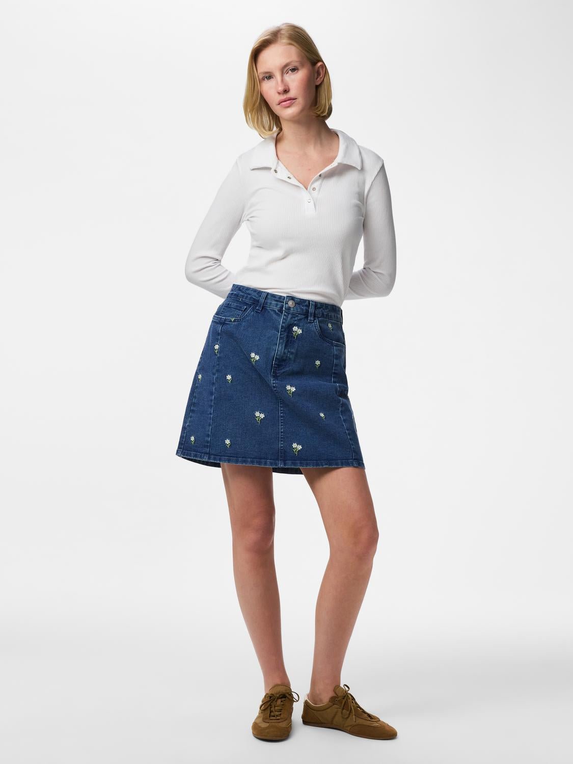 PCFLORA Short Skirt - Medium Blue Denim - VERO MODA & VILA Bergvik